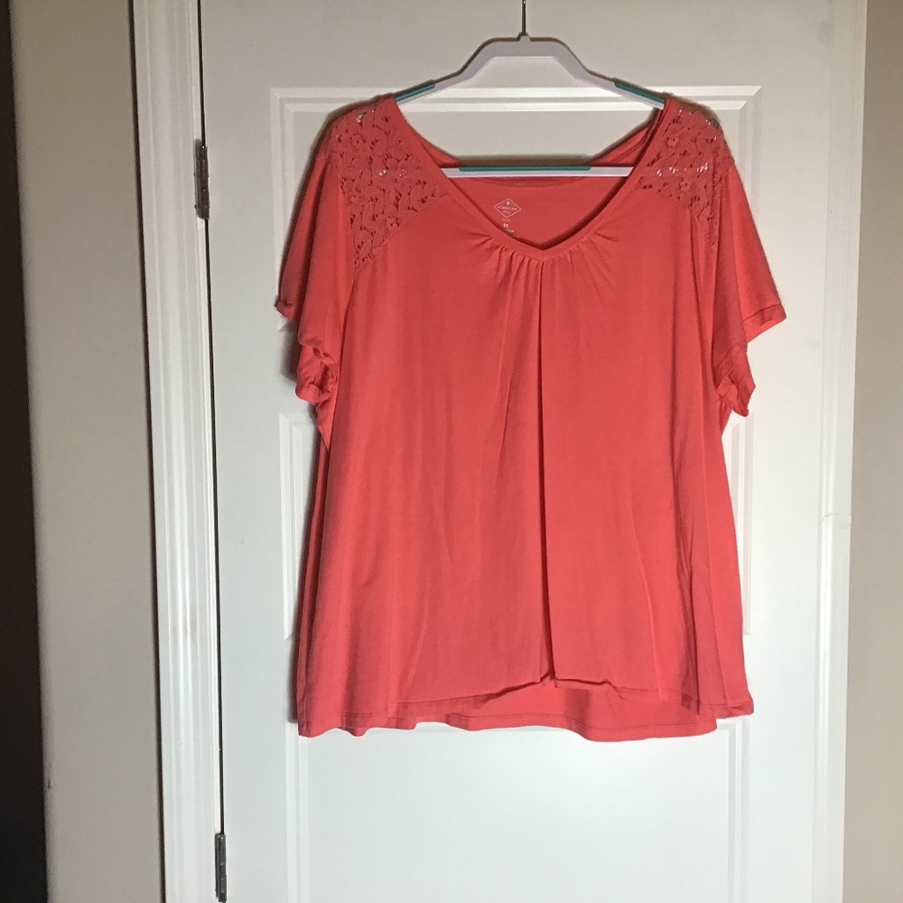 Peach Tee with Lace Shoulders